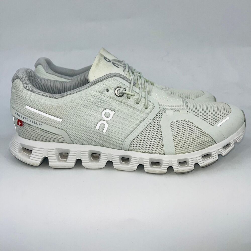 ON RUNNING CLOUD 5 WOMENS "ICE WHITE" COMFORTABLE RUNNING SHOES SIZE 8.5